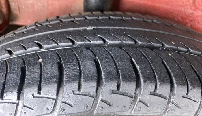 2018 Maruti Celerio VXI CNG OPT, CNG, Manual, 42,638 km, Right Rear Tyre Tread
