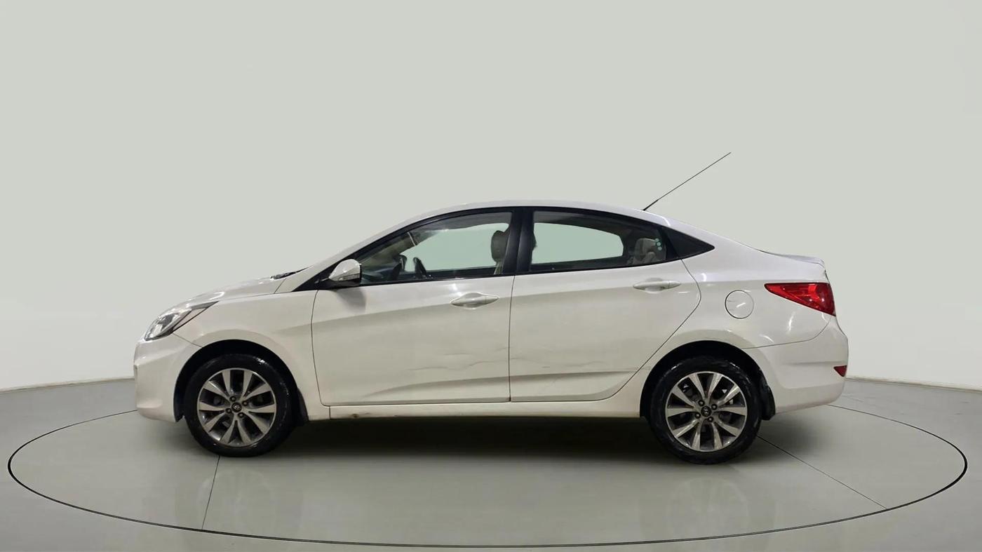 2014 Hyundai Verna FLUIDIC 1.6 VTVT SX, Petrol, Manual, 70,821 km, Left Side