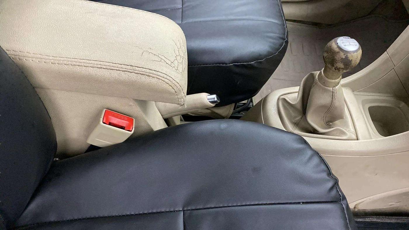 2015 Maruti Ertiga VXI, Petrol, Manual, 61,403 km, Gear Lever