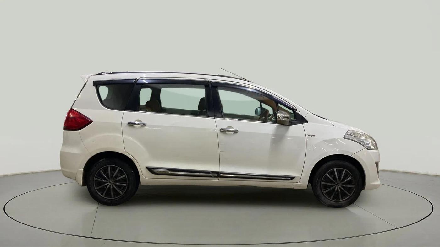 2013 Maruti Ertiga VXI, Petrol, Manual, 63,194 km, Right Side View
