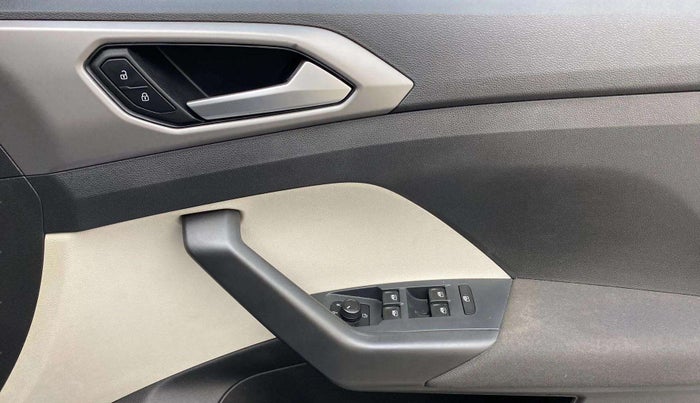 2023 Volkswagen TAIGUN HIGHLINE 1.0 TSI AT, Petrol, Automatic, 23,498 km, Driver Side Door Panels Control