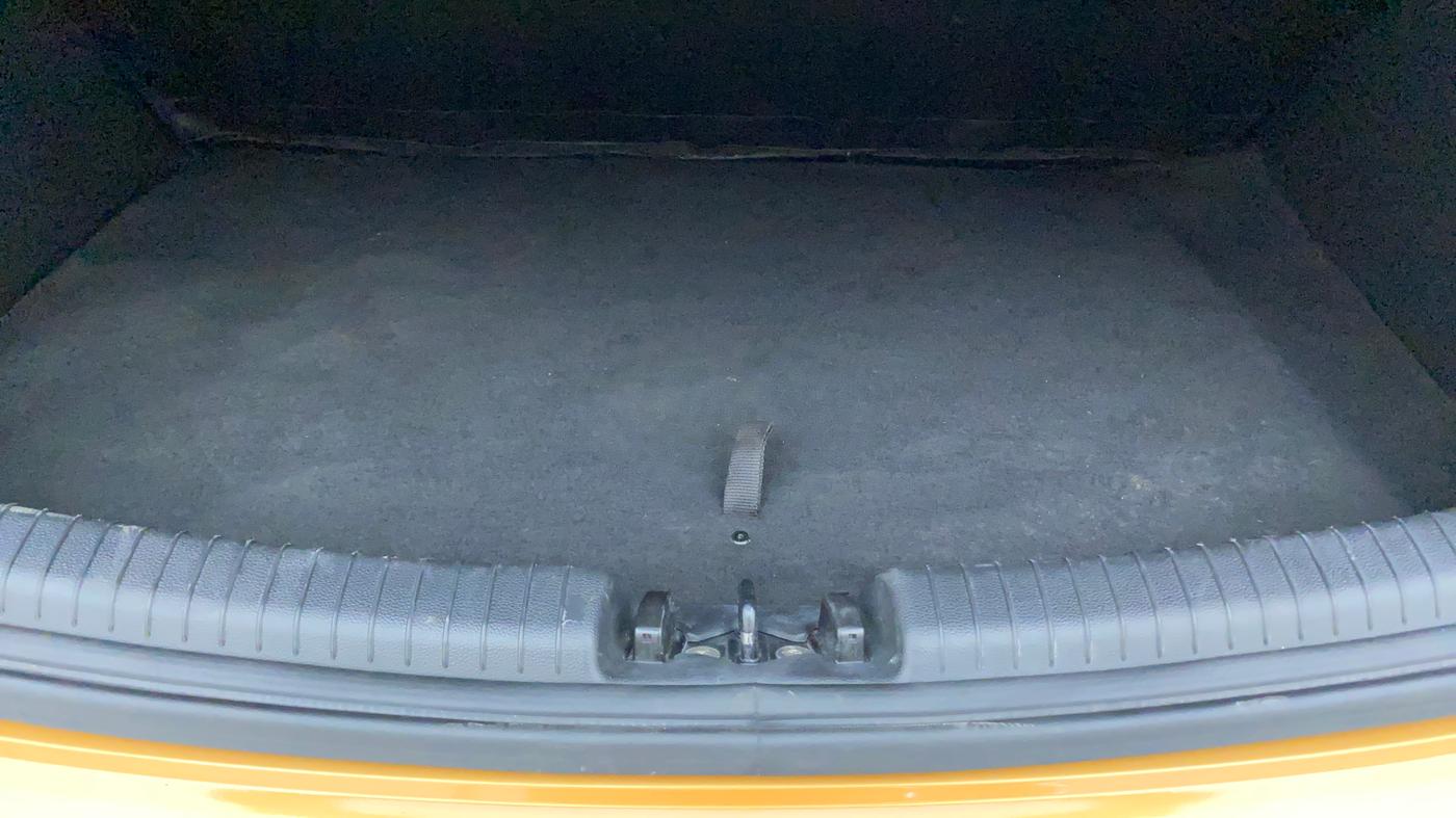 2016 Hyundai Grand i10 MAGNA AT 1.2 KAPPA VTVT, Petrol, Automatic, 64,211 km, Boot Inside