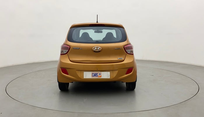 2016 Hyundai Grand i10 MAGNA AT 1.2 KAPPA VTVT, Petrol, Automatic, 64,211 km, Back/Rear
