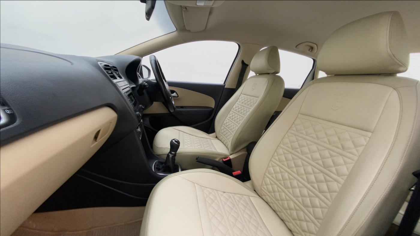 2018 Volkswagen Ameo HIGHLINE1.2L, Petrol, Manual, 49,674 km, Right Side Front Door Cabin
