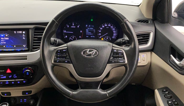2019 Hyundai Verna 1.6 CRDI SX (O) AT, Diesel, Automatic, 95,710 km, Steering Wheel Close Up