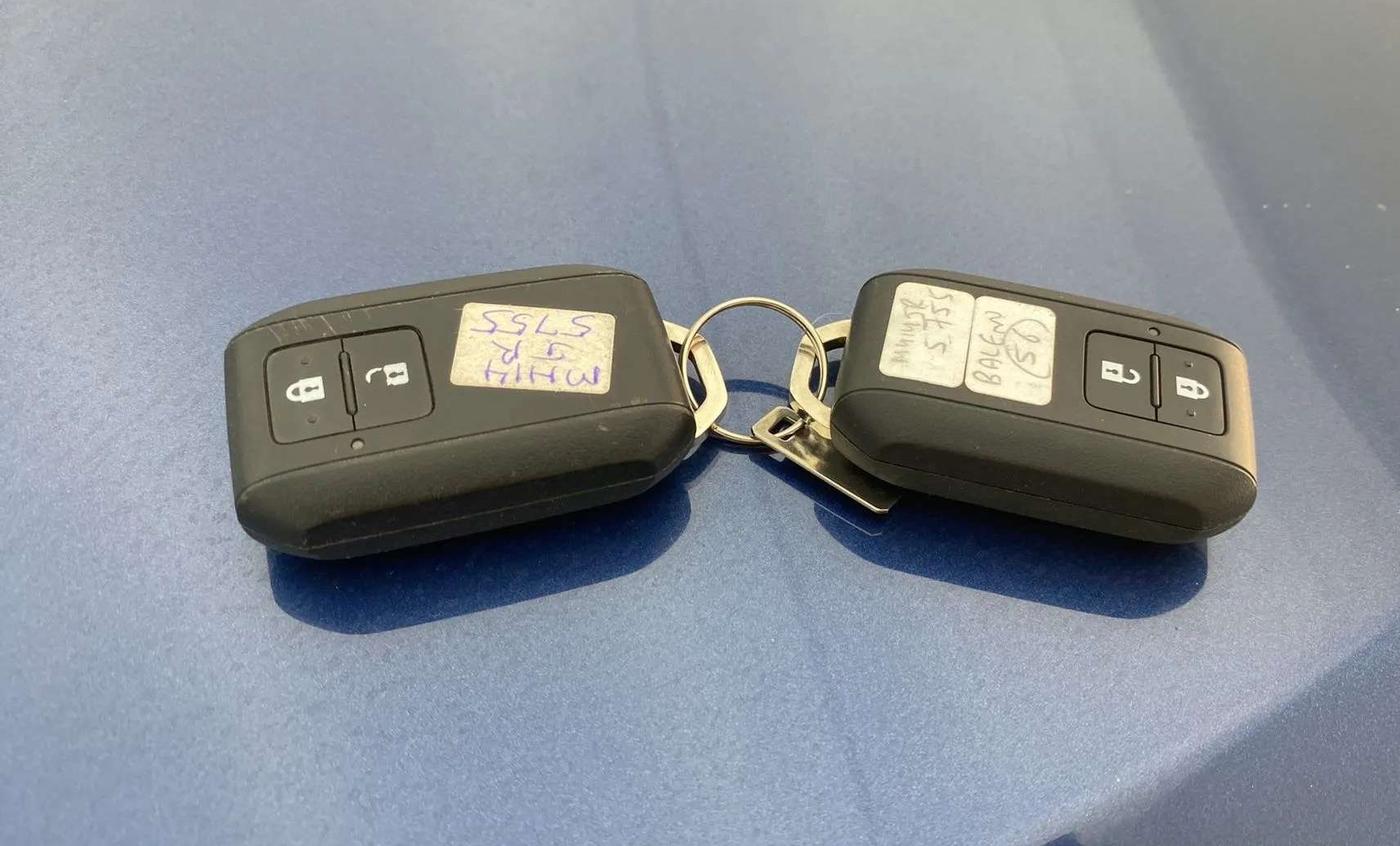 2021 Maruti Baleno ZETA PETROL 1.2, Petrol, Manual, 27,048 km, Key Close Up