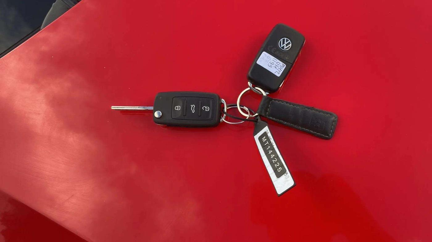 2021 Volkswagen Polo HIGHLINE PLUS 1.0, Petrol, Manual, 28,221 km, Key Close Up