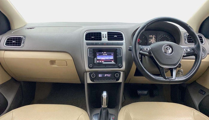 2016 Volkswagen Vento HIGHLINE 1.5 AT, Diesel, Automatic, 53,766 km, Dashboard