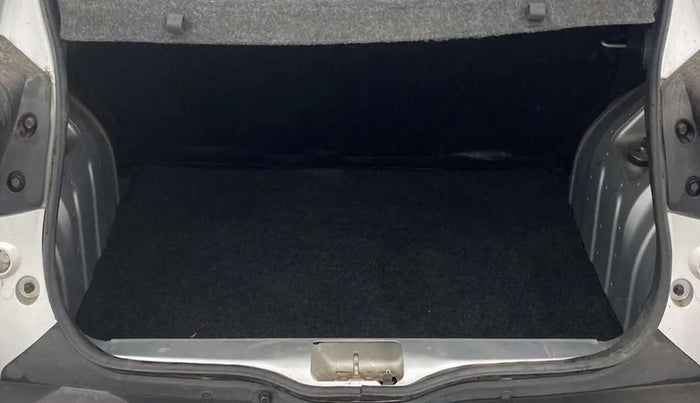 2019 Renault Kwid RXT 1.0 (O), Petrol, Manual, 12,592 km, Boot Inside