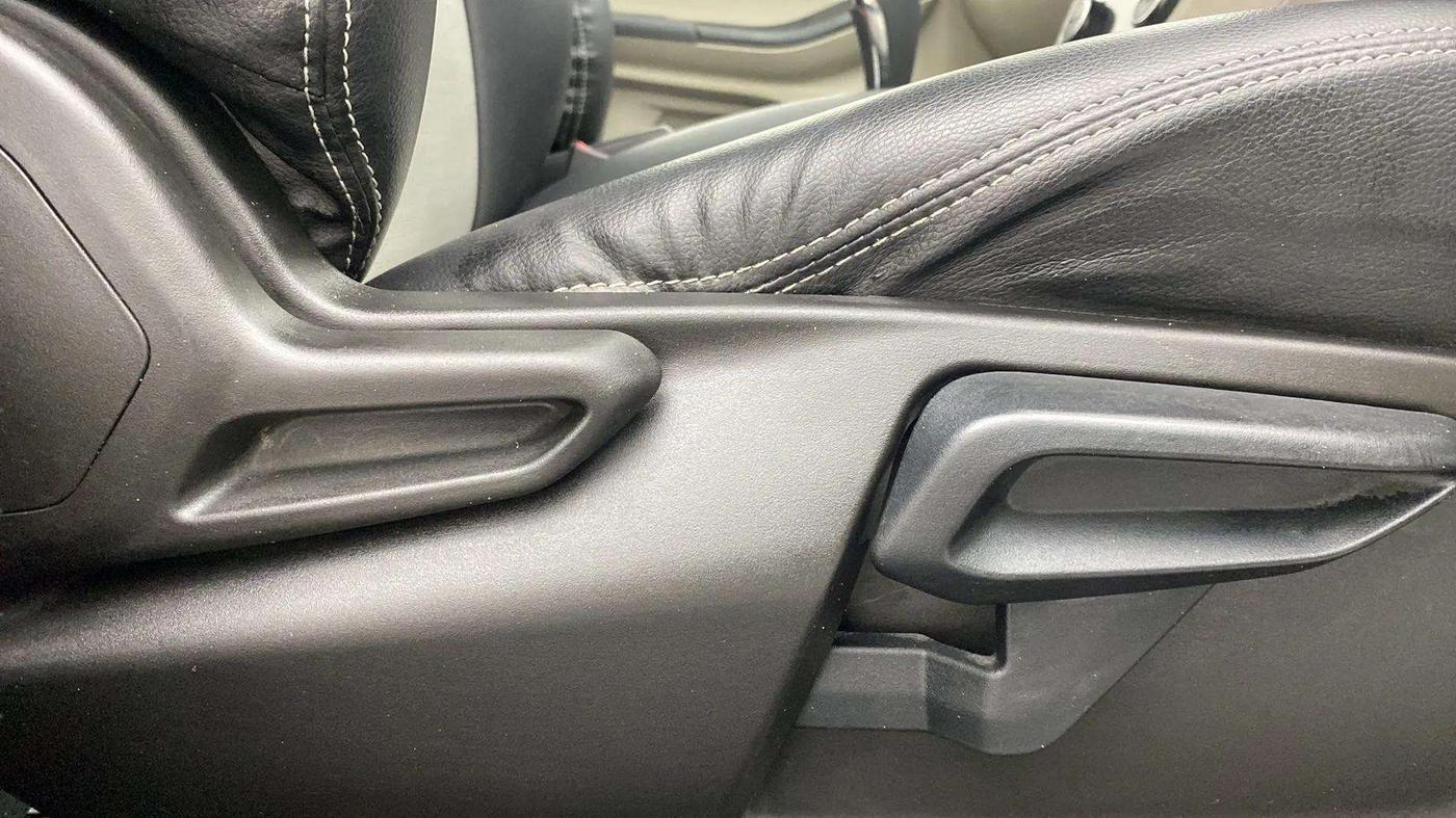 2022 Tata Tiago XZA PLUS PETROL, Petrol, Automatic, 17,374 km, Driver Side Adjustment Panel