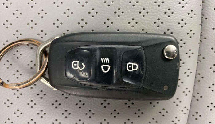 2022 Tata Tiago XZA PLUS PETROL, Petrol, Automatic, 17,374 km, Key Close Up