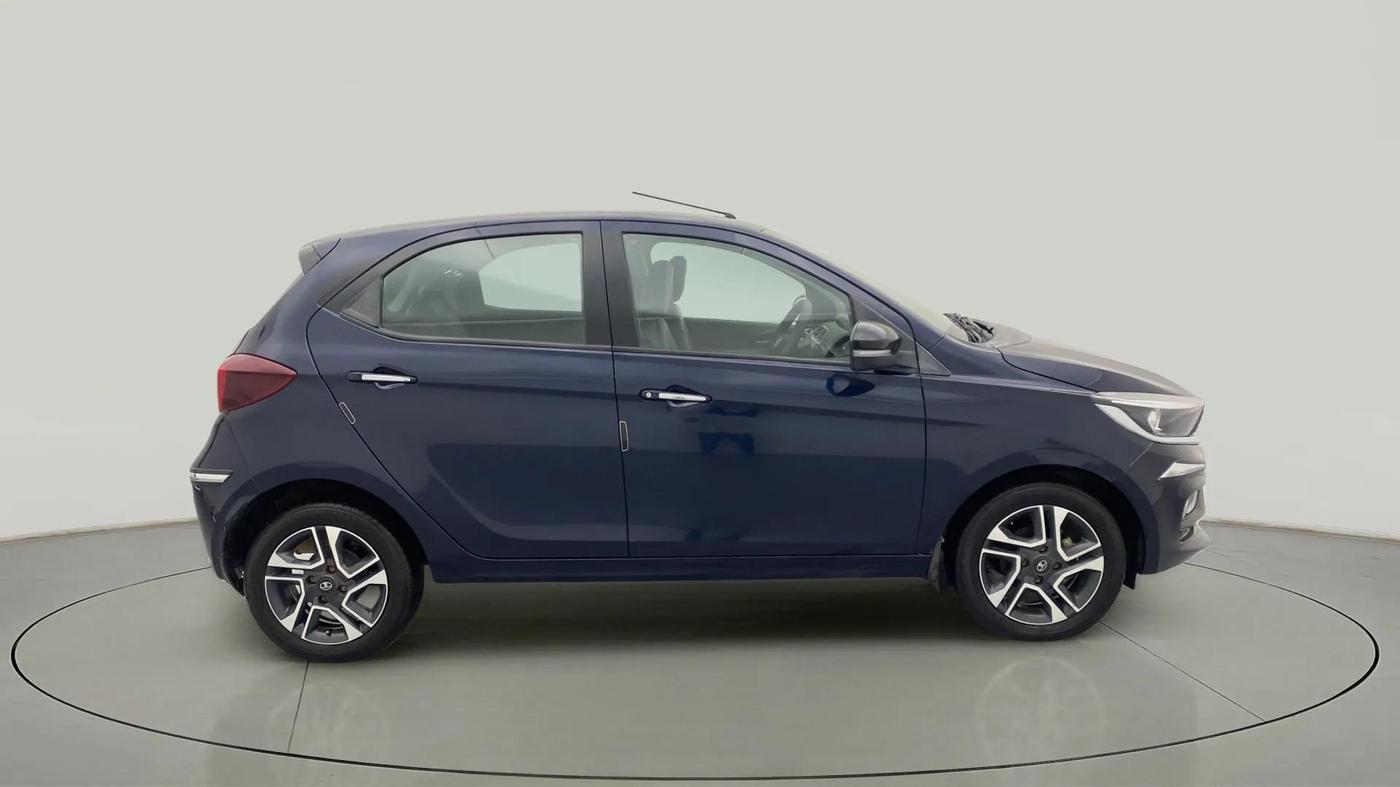 2022 Tata Tiago XZA PLUS PETROL, Petrol, Automatic, 17,374 km, Right Side View
