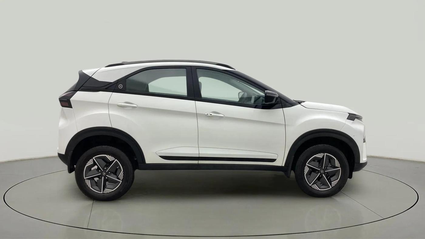 2023 Tata NEXON CREATIVE  AMT 1.2 PETROL, Petrol, Automatic, 30,844 km, Right Side View