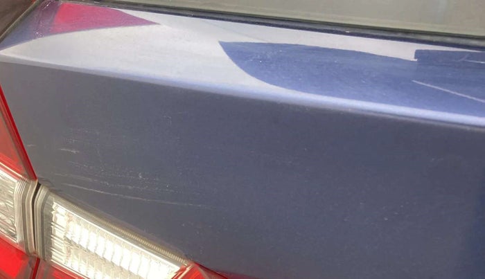 2021 Maruti Ertiga ZXI SHVS, Petrol, Manual, 35,271 km, Dicky (Boot door) - Minor scratches