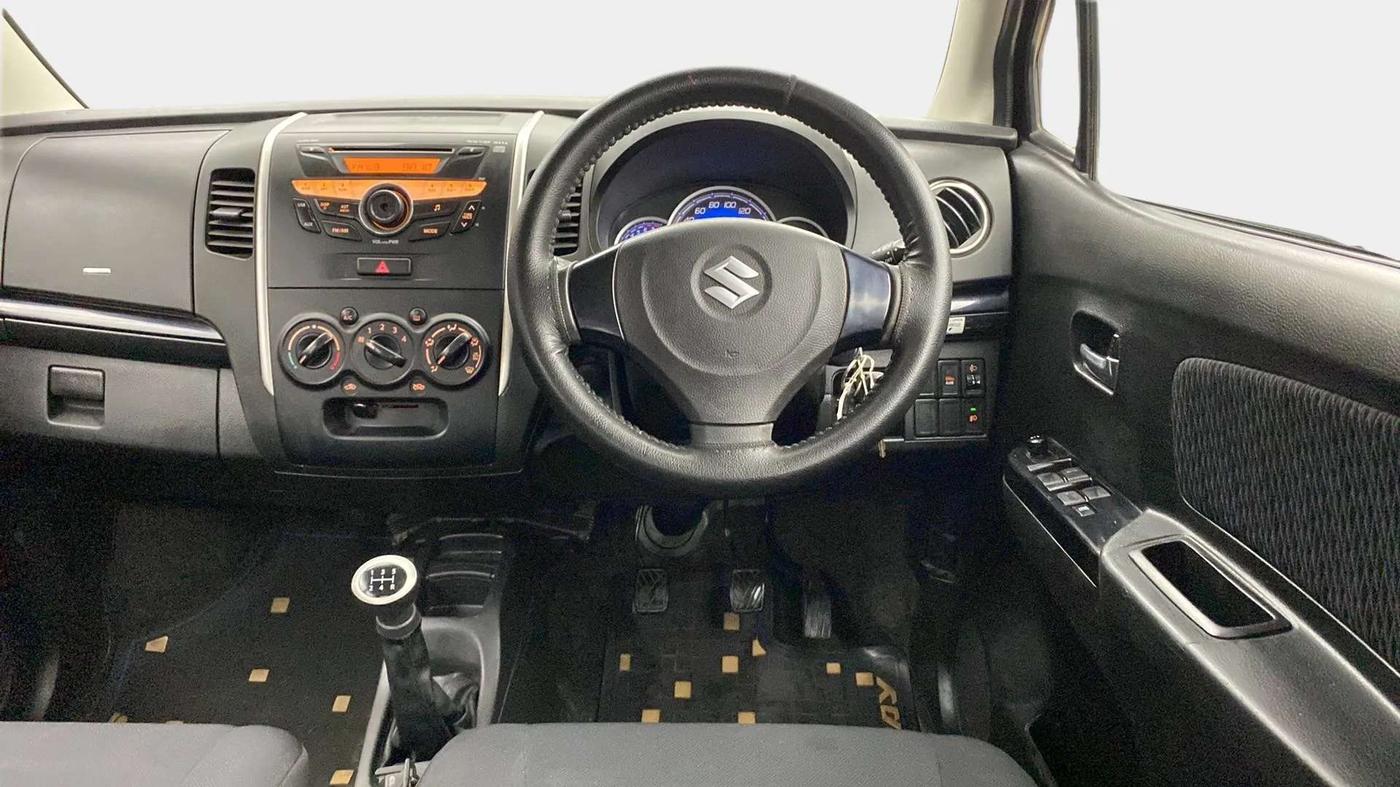 2013 Maruti Wagon R Stingray VXI, Petrol, Manual, 44,753 km, Steering Wheel Close Up