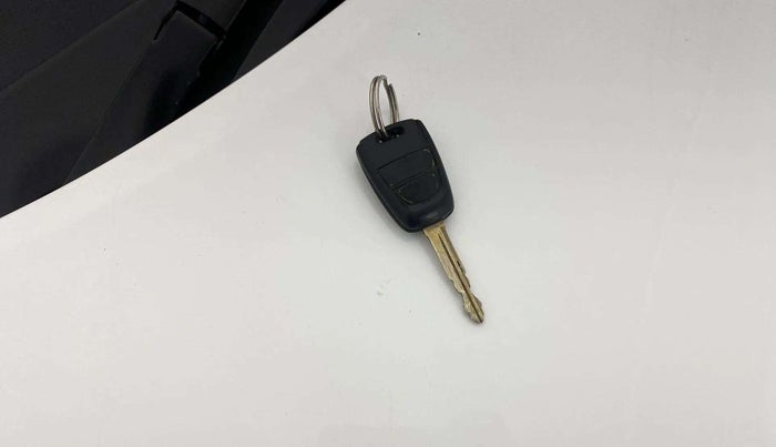 2019 Hyundai Grand i10 SPORTZ 1.2 KAPPA VTVT, Petrol, Manual, 27,770 km, Key Close Up