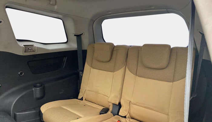 2018 Mahindra XUV500 W7 AT, Diesel, Automatic, 65,745 km, Third Seat Row ( optional )