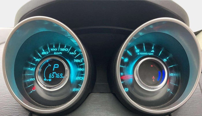 2018 Mahindra XUV500 W7 AT, Diesel, Automatic, 65,745 km, Odometer Image