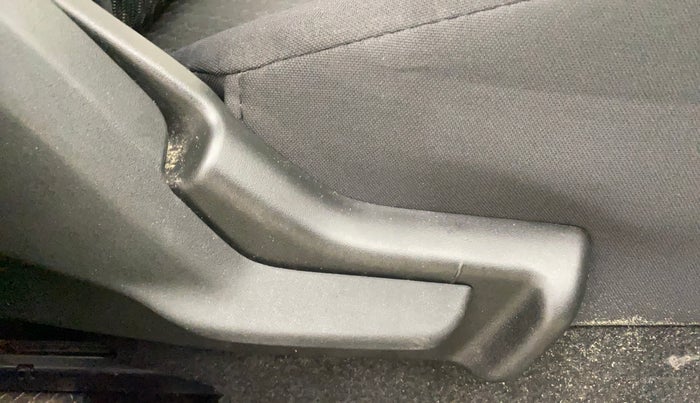 2022 Maruti Celerio VXI, Petrol, Manual, 27,562 km, Driver Side Adjustment Panel