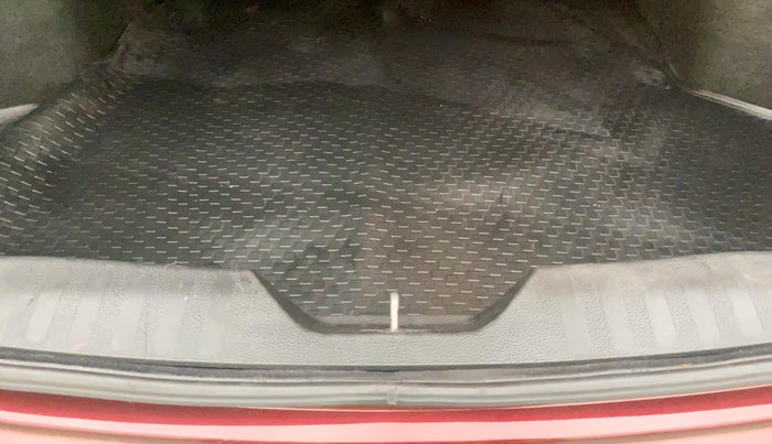2018 Maruti Ciaz ALPHA 1.5 SHVS PETROL, Petrol, Manual, 45,774 km, Boot Inside