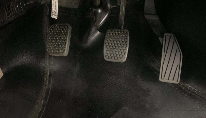 2023 Maruti Alto LXI OPT CNG, CNG, Manual, 14,674 km, Pedals