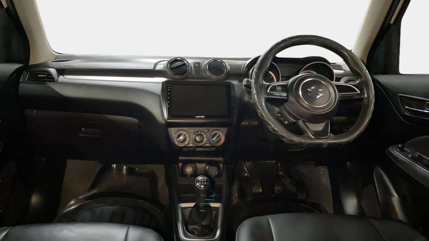 2022 Maruti Swift VXI, Petrol, Manual, 28,940 km, Dashboard