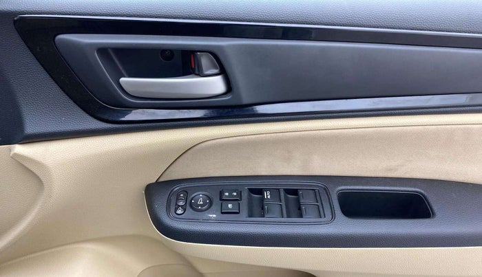 2019 Honda Amaze 1.2L I-VTEC VX, Petrol, Manual, 35,916 km, Driver Side Door Panels Control