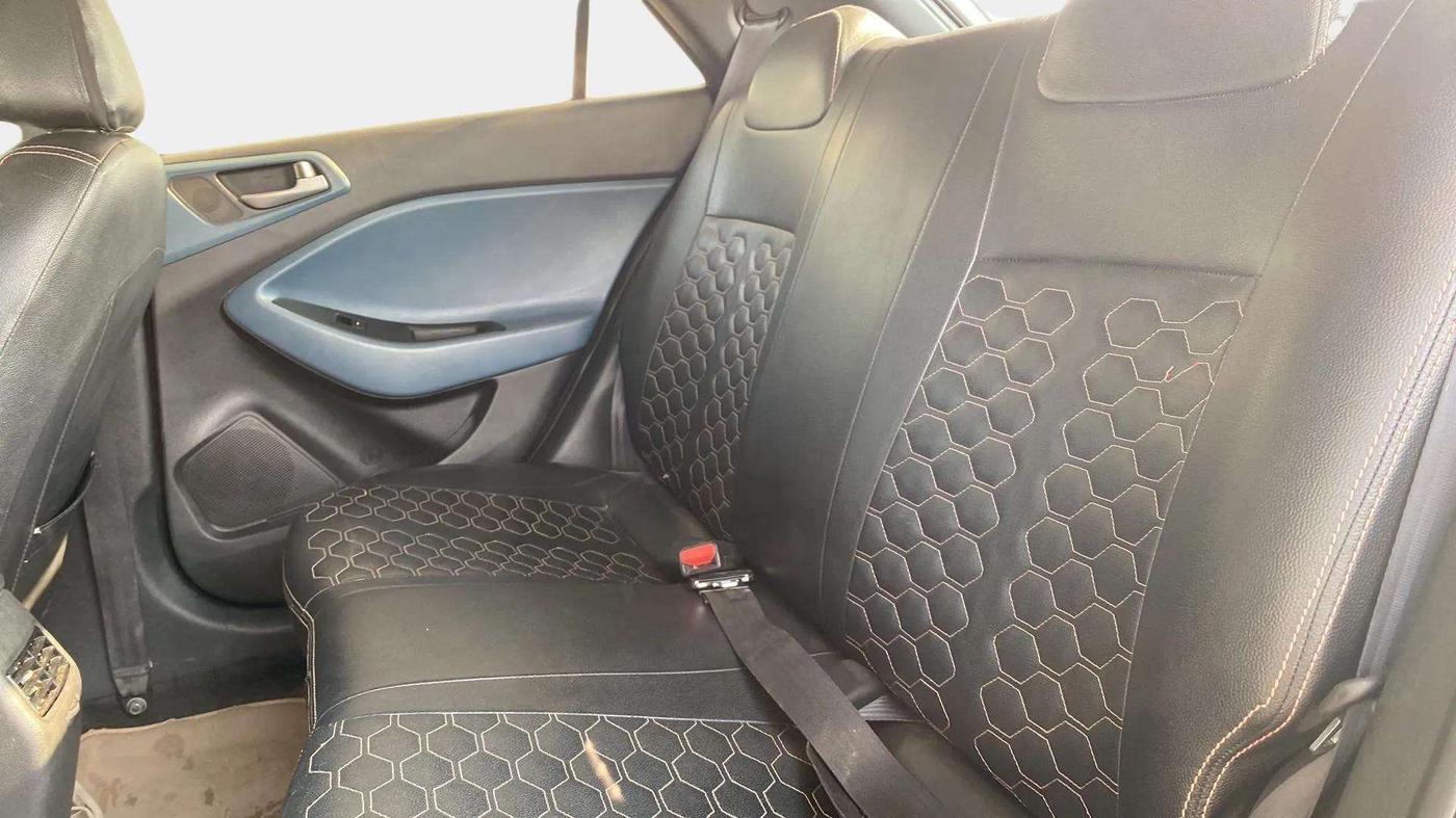 2015 Hyundai i20 Active 1.2 S, Petrol, Manual, 38,803 km, Right Side Rear Door Cabin
