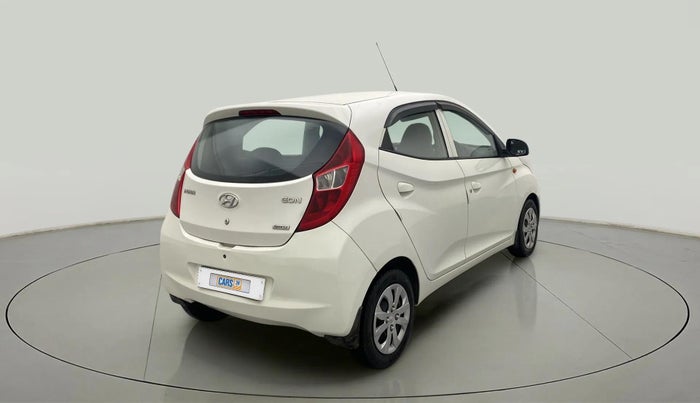 2016 Hyundai Eon SPORTZ, Petrol, Manual, 37,892 km, Right Back Diagonal