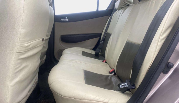 2014 Hyundai i20 ASTA 1.2, Petrol, Manual, 36,228 km, Right Side Rear Door Cabin