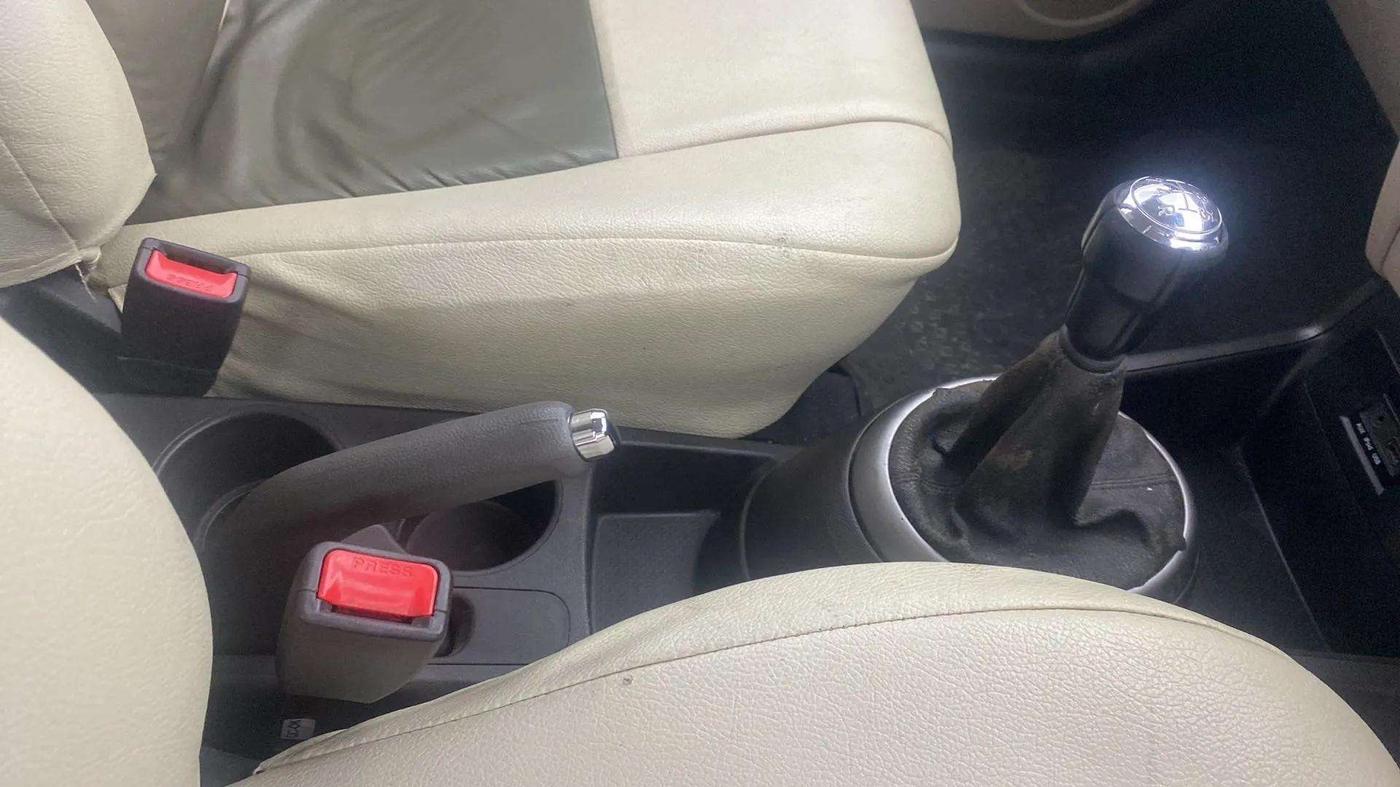 2014 Hyundai i20 ASTA 1.2, Petrol, Manual, 36,228 km, Gear Lever