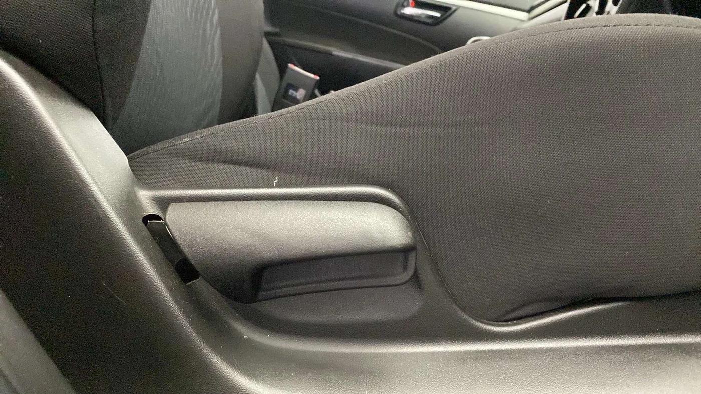 2015 Maruti Swift VXI, Petrol, Manual, 76,473 km, Driver Side Door Panels Control