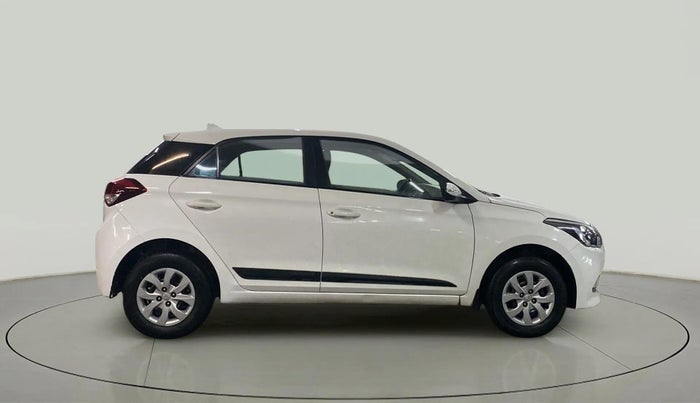 2017 Hyundai Elite i20 SPORTZ 1.2, Petrol, Manual, 42,704 km, Right Side View