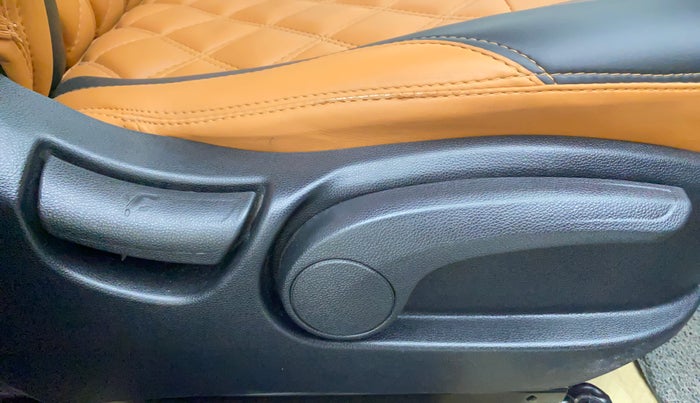 2019 Hyundai Creta SX AT 1.6 PETROL, Petrol, Automatic, 86,208 km, Driver Side Adjustment Panel