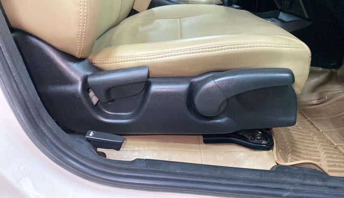 2014 Honda City 1.5L I-VTEC VX, Petrol, Manual, 47,299 km, Driver Side Adjustment Panel