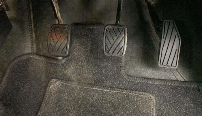 2018 Maruti Baleno ZETA PETROL 1.2, Petrol, Manual, 77,426 km, Pedals