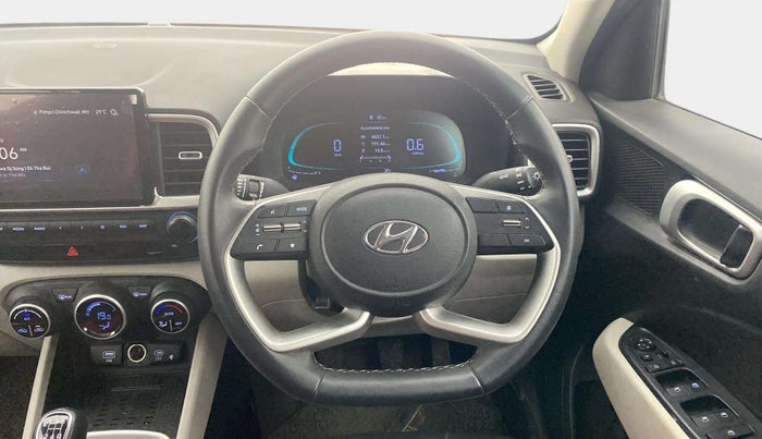 2022 Hyundai VENUE SX 1.2 PETROL, Petrol, Manual, 30,986 km, Steering Wheel Close Up