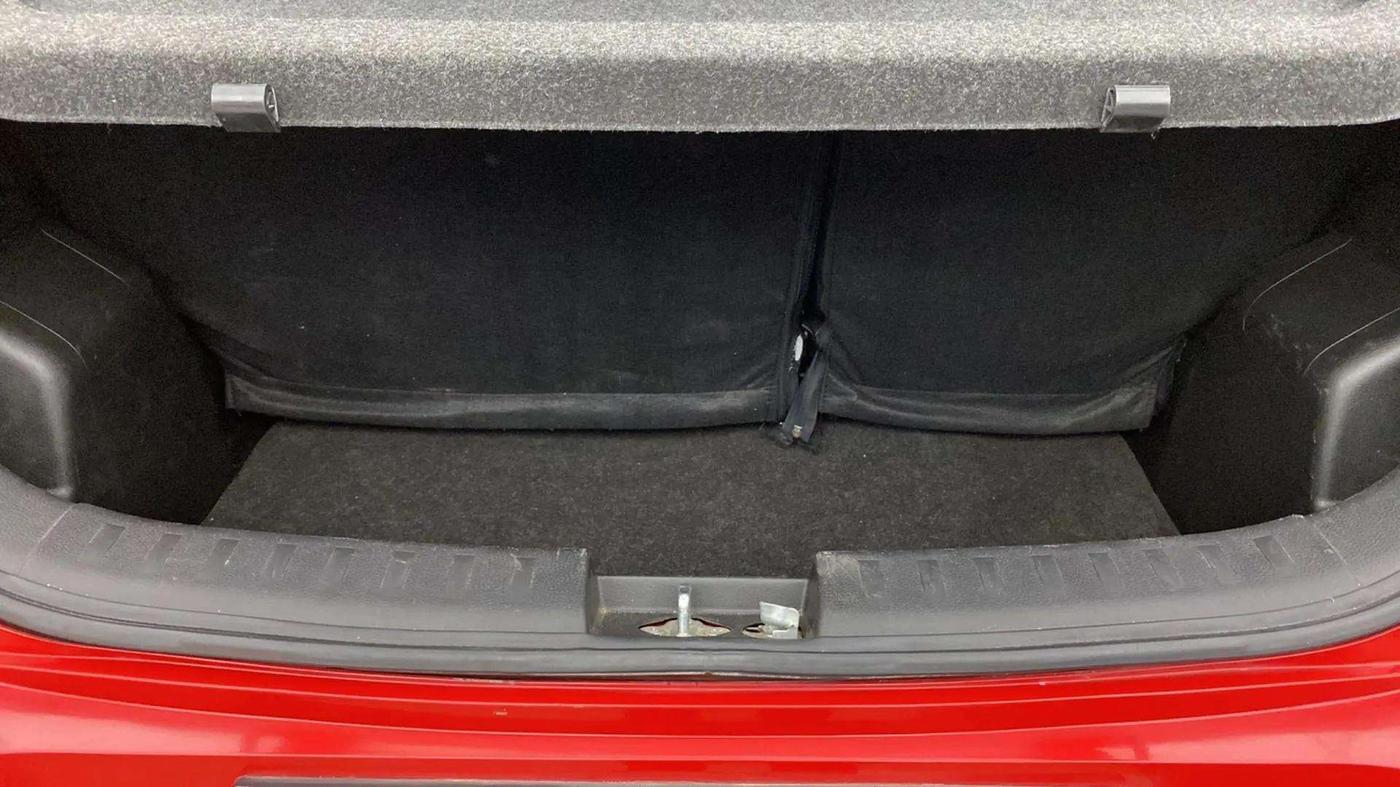 2015 Maruti Swift VXI, Petrol, Manual, 58,616 km, Boot Inside