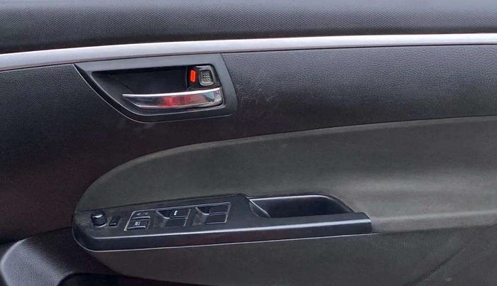 2015 Maruti Swift VXI, Petrol, Manual, 58,616 km, Driver Side Door Panels Control
