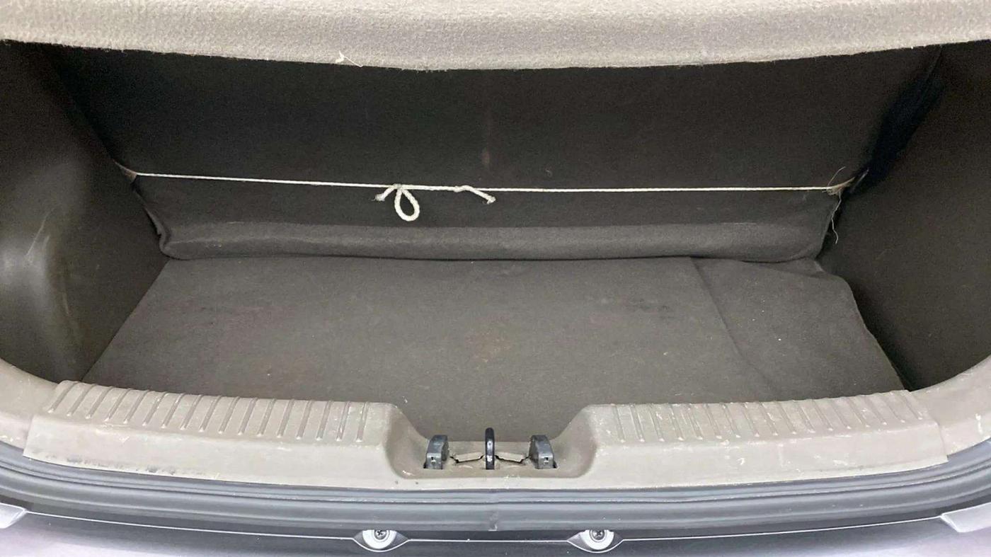 2012 Hyundai i10 MAGNA 1.1, Petrol, Manual, 7,658 km, Boot Inside
