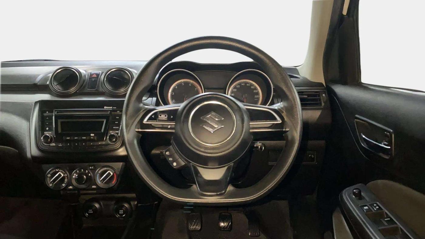 2019 Maruti Swift VXI, Petrol, Manual, 52,011 km, Steering Wheel Close Up