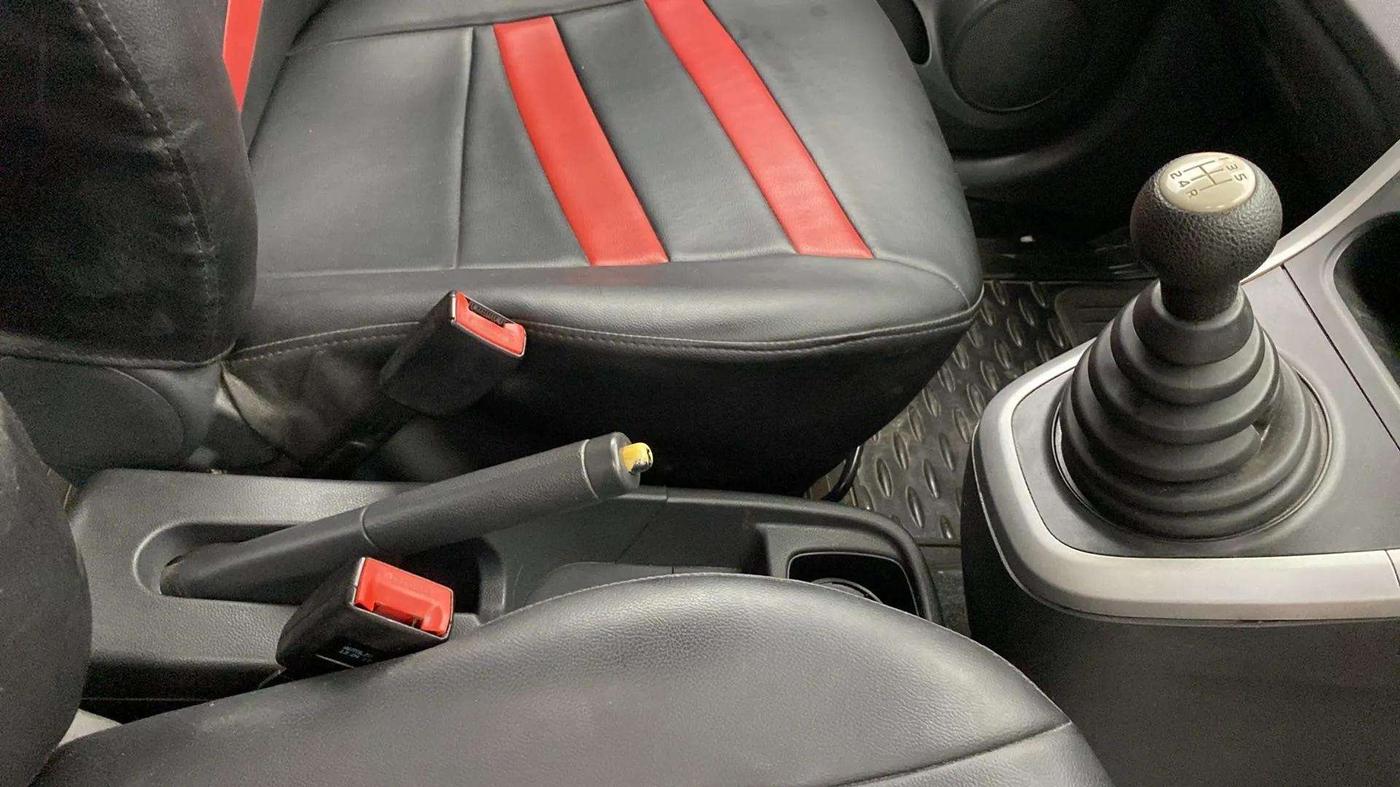 2013 Maruti Ritz VXI, Petrol, Manual, 77,373 km, Gear Lever