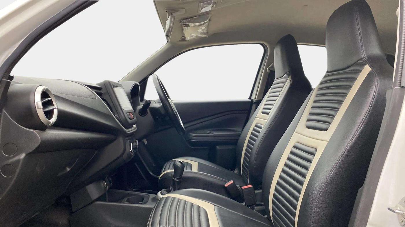 2023 Maruti Celerio ZXI PLUS, Petrol, Manual, 29,354 km, Right Side Front Door Cabin