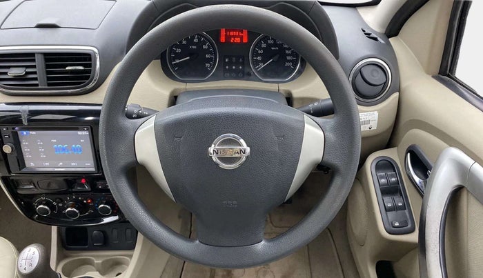 2015 Nissan Terrano XL D PLUS, Diesel, Manual, 1,16,849 km, Steering Wheel Close Up