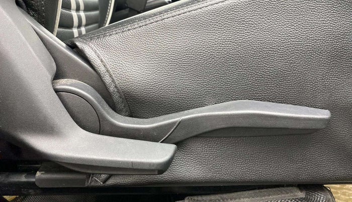 2020 Maruti Swift VXI, Petrol, Manual, 20,878 km, Driver Side Adjustment Panel