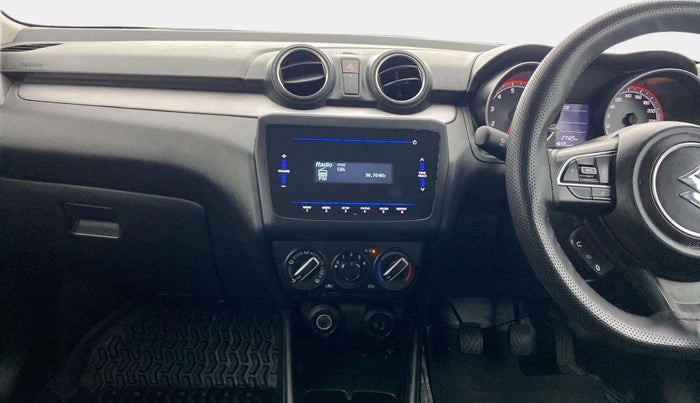 2021 Maruti Swift VXI, Petrol, Manual, 27,384 km, Air Conditioner