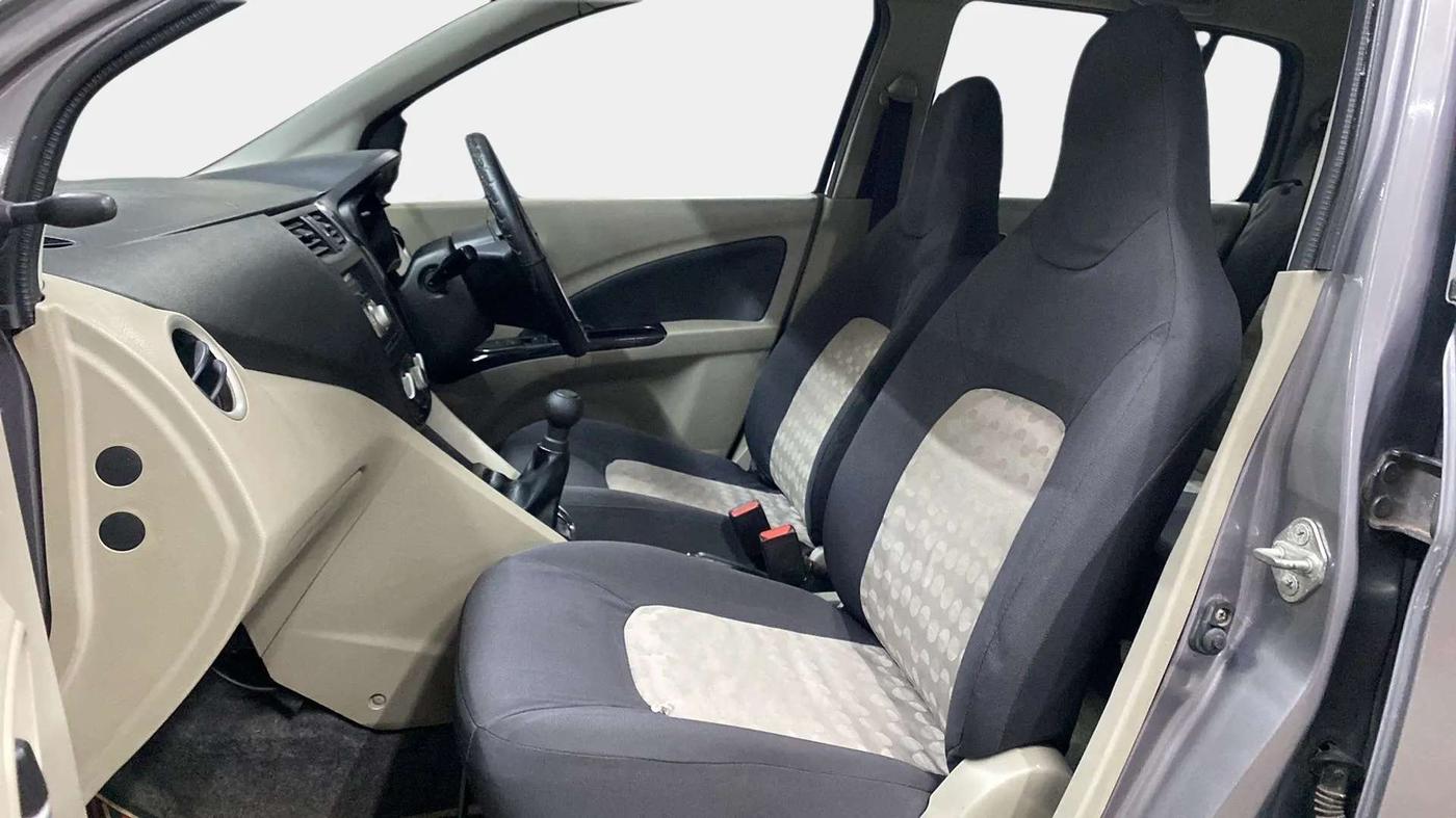 2014 Maruti Celerio VXI, Petrol, Manual, 34,553 km, Right Side Front Door Cabin
