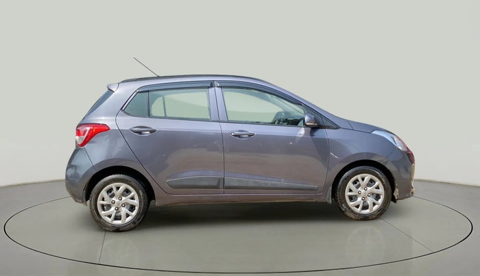 2018 Hyundai Grand i10 SPORTZ 1.2 KAPPA VTVT, Petrol, Manual, 62,061 km, Right Side