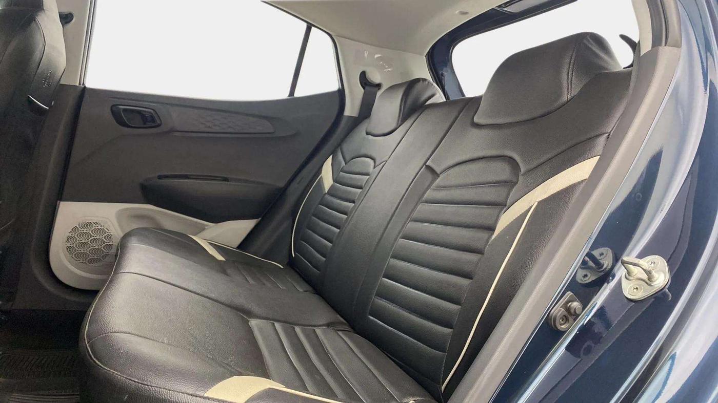 2021 Hyundai GRAND I10 NIOS MAGNA AMT 1.2 KAPPA VTVT, Petrol, Automatic, 9,381 km, Right Side Rear Door Cabin