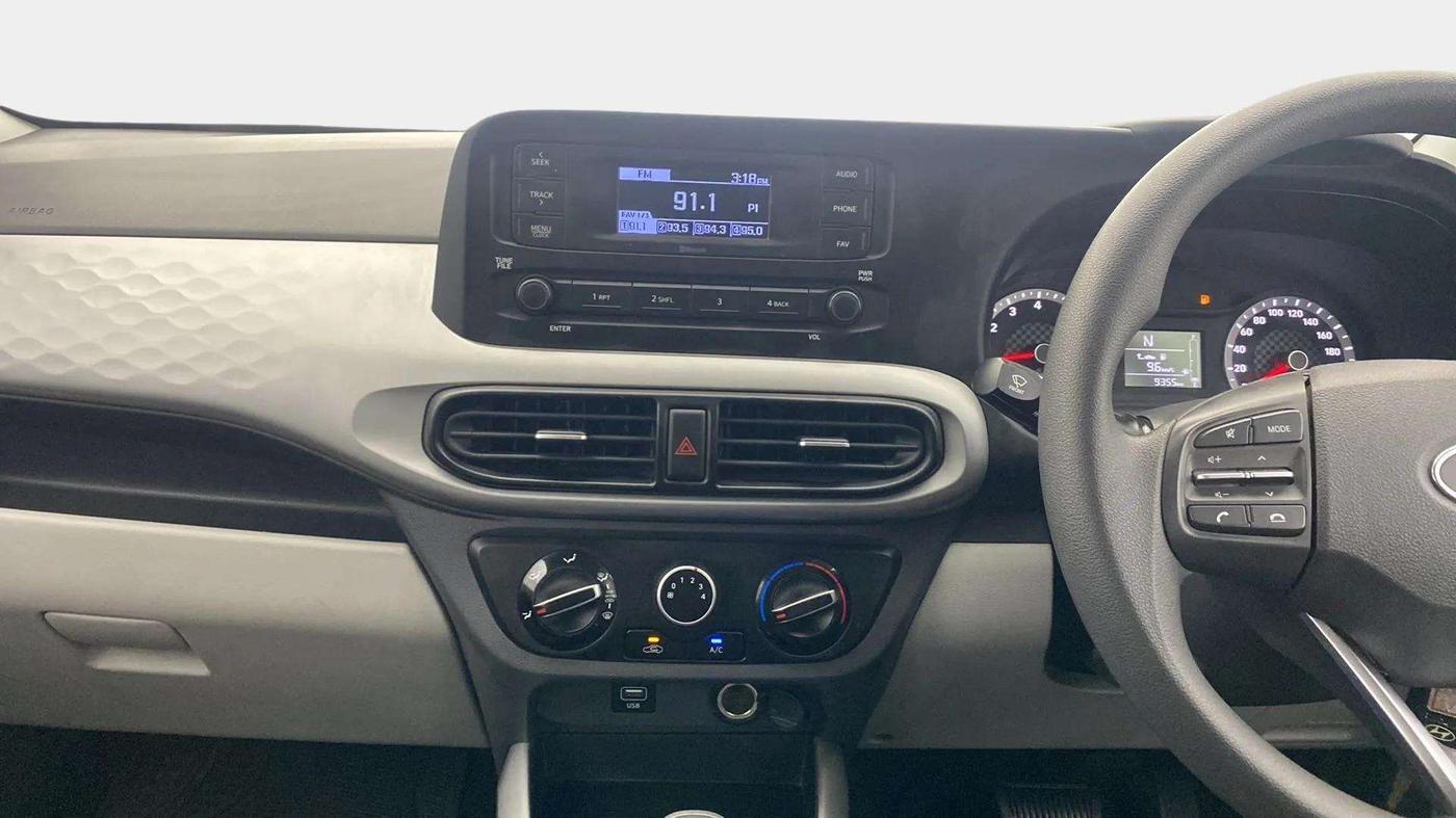 2021 Hyundai GRAND I10 NIOS MAGNA AMT 1.2 KAPPA VTVT, Petrol, Automatic, 9,381 km, Air Conditioner